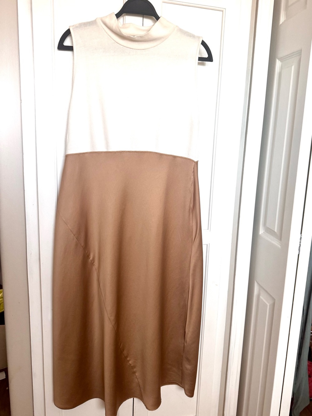 Zara Two-Tone Cream and Tan Maxi Skirt